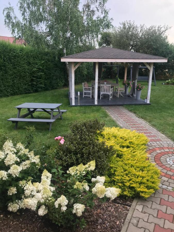 Apartament Zakatek Wroclawia Bielany Wrocławskie Exterior foto