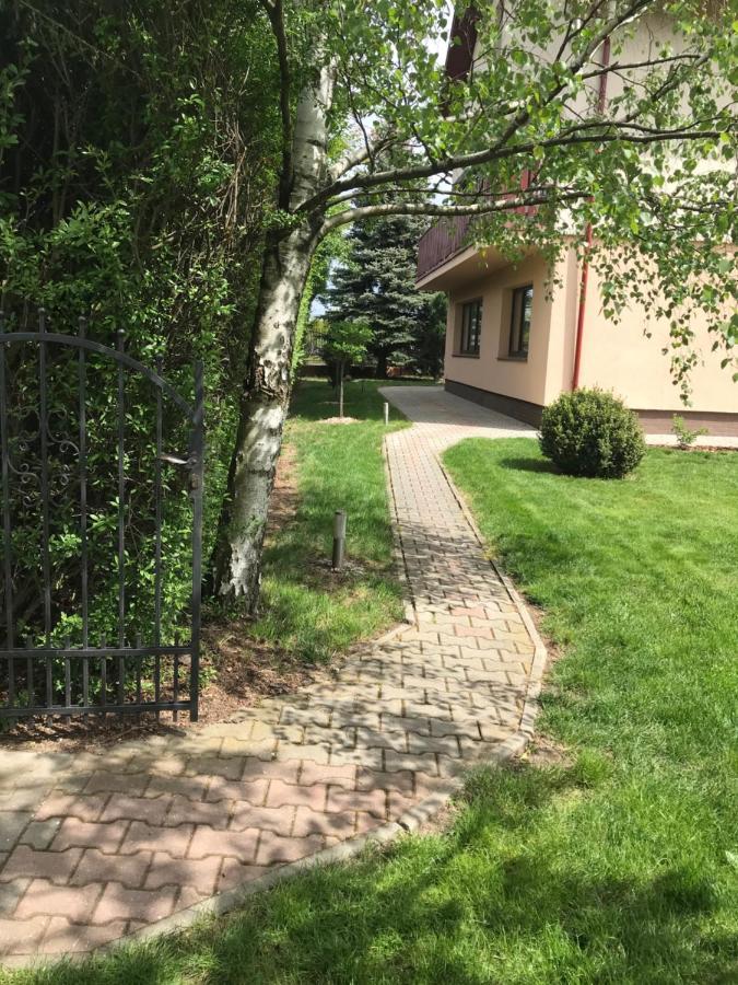 Apartament Zakatek Wroclawia Bielany Wrocławskie Exterior foto