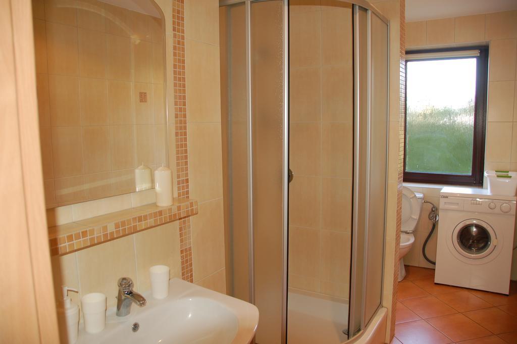 Apartament Zakatek Wroclawia Bielany Wrocławskie Exterior foto