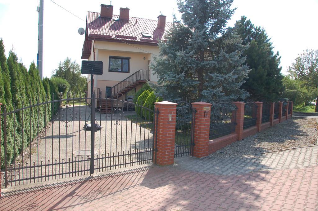 Apartament Zakatek Wroclawia Bielany Wrocławskie Exterior foto